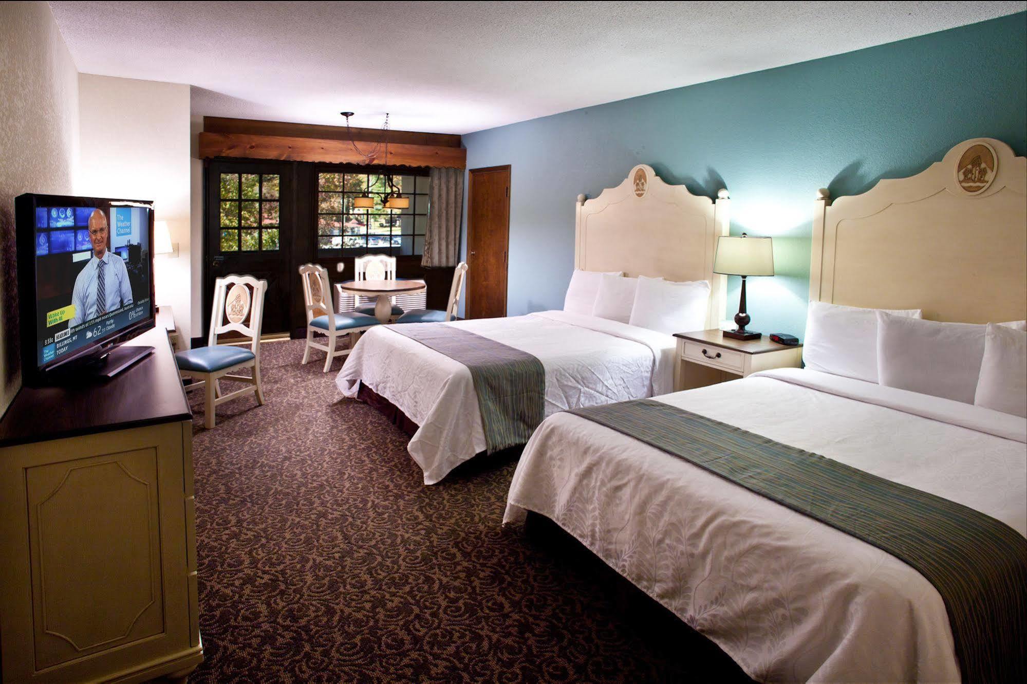 Helendorf River Inn, Suites & Conference Center Екстериор снимка